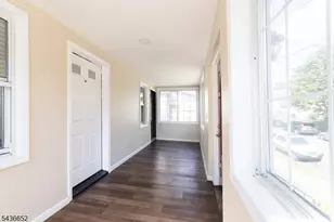 210 Globe Ave, Union Township, NJ 07083 - Photo 22