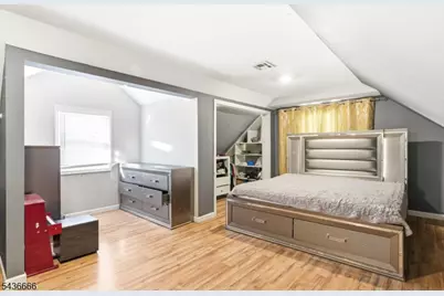 246 E 2nd Ave, Roselle, NJ 07203 - Photo 20