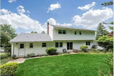 37 Wolfe Dr, Wanaque, NJ 07465 - Photo 26
