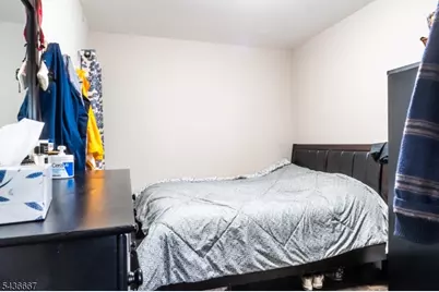 54 Bloomfield Ave, Paterson, NJ 07503 - Photo 8