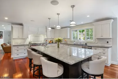 12 Longell Dr, Wayne, NJ 07470 - Photo 8