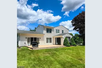 3 Lois Ct, Rockaway Township, NJ 07866 - Photo 2