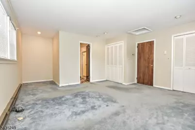 51 Charles St, Dumont, NJ 07628 - Photo 10