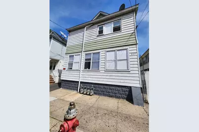 668 Clarkson Ave #1R, Elizabeth, NJ 07202 - Photo 1