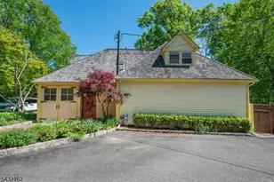 35 Colles Ave, Morristown, NJ 07960 - Photo 16