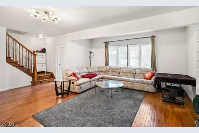 581 Eagle Rock Ave, West Orange Township, NJ 07052 - Photo 6