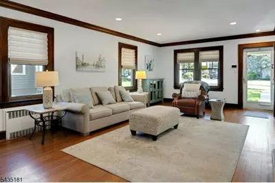 62 Southern Slope Dr, Millburn, NJ 07041 - Photo 8