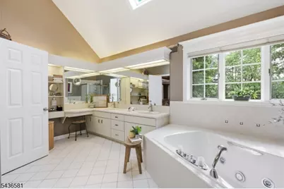 9 Proprietor Ln, Readington, NJ 08889 - Photo 22
