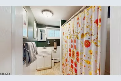48 Copeley Rd, Hampton Township, NJ 07860 - Photo 16