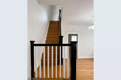 79 Oakland Ter, Newark, NJ 07106 - Photo 8