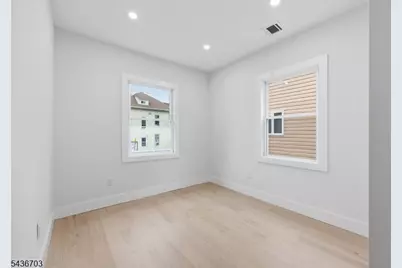 222 E 30th St, Paterson, NJ 07514 - Photo 22