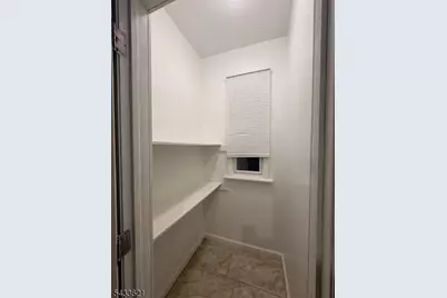 143 Huntington Ter #1R, Newark, NJ 07112 - Photo 6