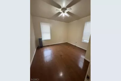 143 Huntington Ter #1R, Newark, NJ 07112 - Photo 1