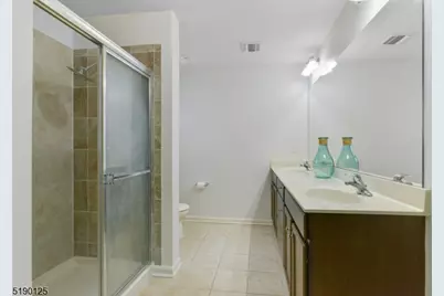 306 Waterview Ct, Hanover Township, NJ 07927 - Photo 6