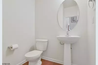 306 Waterview Ct, Hanover Township, NJ 07927 - Photo 2