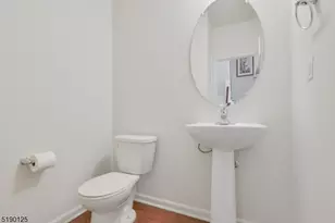 306 Waterview Ct, Hanover Township, NJ 07927 - Photo 2