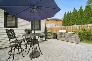 11 Auriemma Ct, Roxbury Township, NJ 07850 - Photo 32