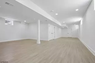 318 Halsey Rd, Parsippany, NJ 07054 - Photo 34