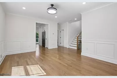 318 Halsey Rd, Parsippany, NJ 07054 - Photo 10