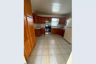 948 Kilsyth Rd, Elizabeth, NJ 07208 - Photo 12