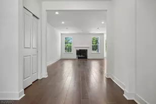 52 Eastwood Ter, East Hanover Township, NJ 07936 - Photo 4