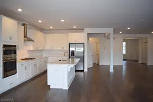 52 Eastwood Ter, East Hanover Township, NJ 07936 - Photo 4