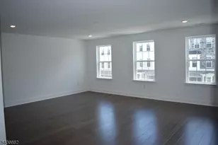 52 Eastwood Ter, East Hanover Township, NJ 07936 - Photo 12