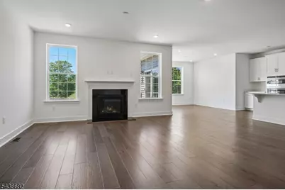 52 Eastwood Ter, East Hanover Township, NJ 07936 - Photo 16