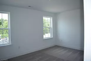 52 Eastwood Ter, East Hanover Township, NJ 07936 - Photo 16