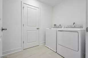 52 Eastwood Ter, East Hanover Township, NJ 07936 - Photo 32