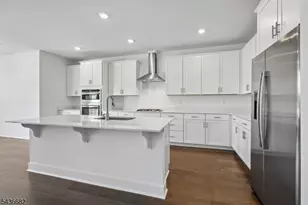 52 Eastwood Ter, East Hanover Township, NJ 07936 - Photo 20