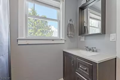 121 Kanouse St, Boonton Town, NJ 07005 - Photo 20