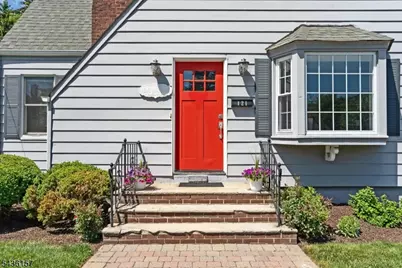 121 Kanouse St, Boonton Town, NJ 07005 - Photo 2