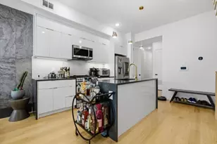 666 Ocean Ave, Jersey City, NJ 07305 - Photo 12