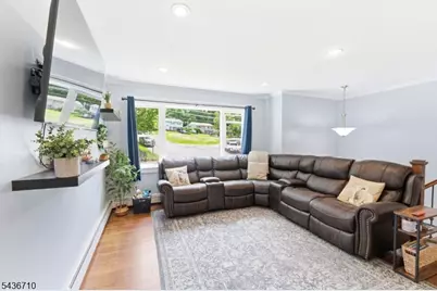 81 Elba Ave, Hopatcong, NJ 07843 - Photo 14