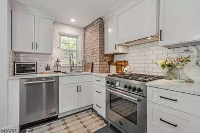373 Green Rd, Sparta Township, NJ 07871 - Photo 6
