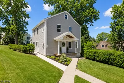 46 Ideal St, Long Hill Township, NJ 07933 - Photo 4