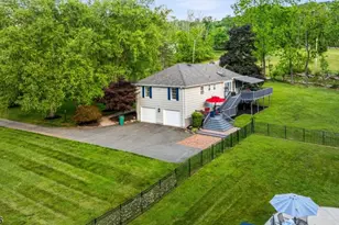 97 Beacon Hill Rd, Washington Township, NJ 07830 - Photo 4
