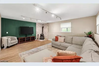 97 Beacon Hill Rd, Washington Township, NJ 07830 - Photo 34