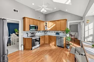97 Beacon Hill Rd, Washington Township, NJ 07830 - Photo 16