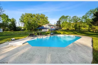 97 Beacon Hill Rd, Washington Township, NJ 07830 - Photo 38