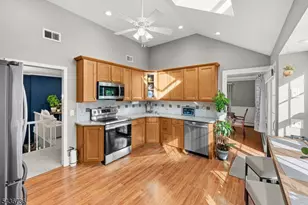 97 Beacon Hill Rd, Washington Township, NJ 07830 - Photo 14