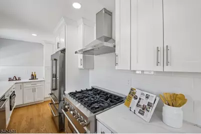 20 Edgar St, Summit, NJ 07901 - Photo 12