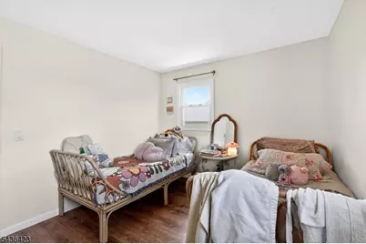 407 Saint Marks St #2, Linden, NJ 07036 - Photo 10