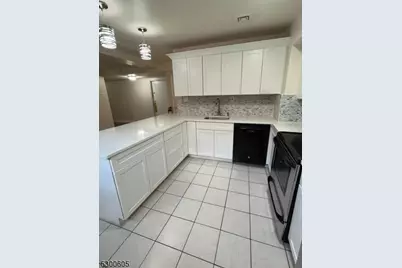 206 Main St #23, Millburn, NJ 07041 - Photo 8