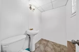 88 Woodbridge Ave, Woodbridge Township, NJ 07077 - Photo 6