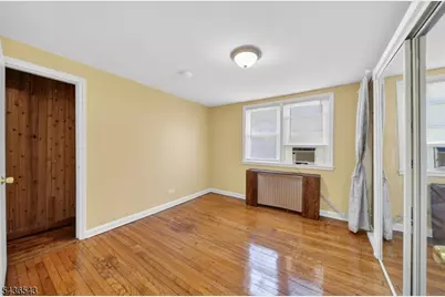 513 Brooklawn Ave #B-1, Roselle Boro, NJ 07203 - Photo 4