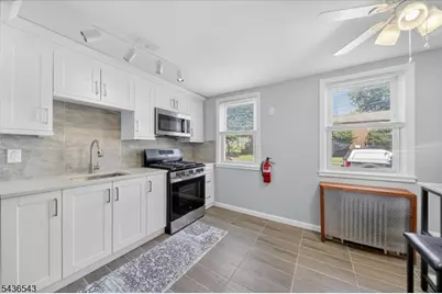 513 Brooklawn Ave #B-1, Roselle Boro, NJ 07203 - Photo 1