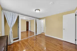 513 Brooklawn Ave, Roselle Boro, NJ 07203 - Photo 6