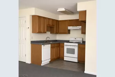116 Columbia Ave #1, Newark, NJ 07106 - Photo 4